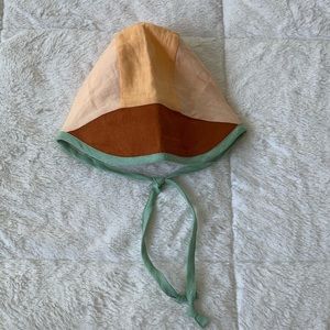 Briar baby bonnet